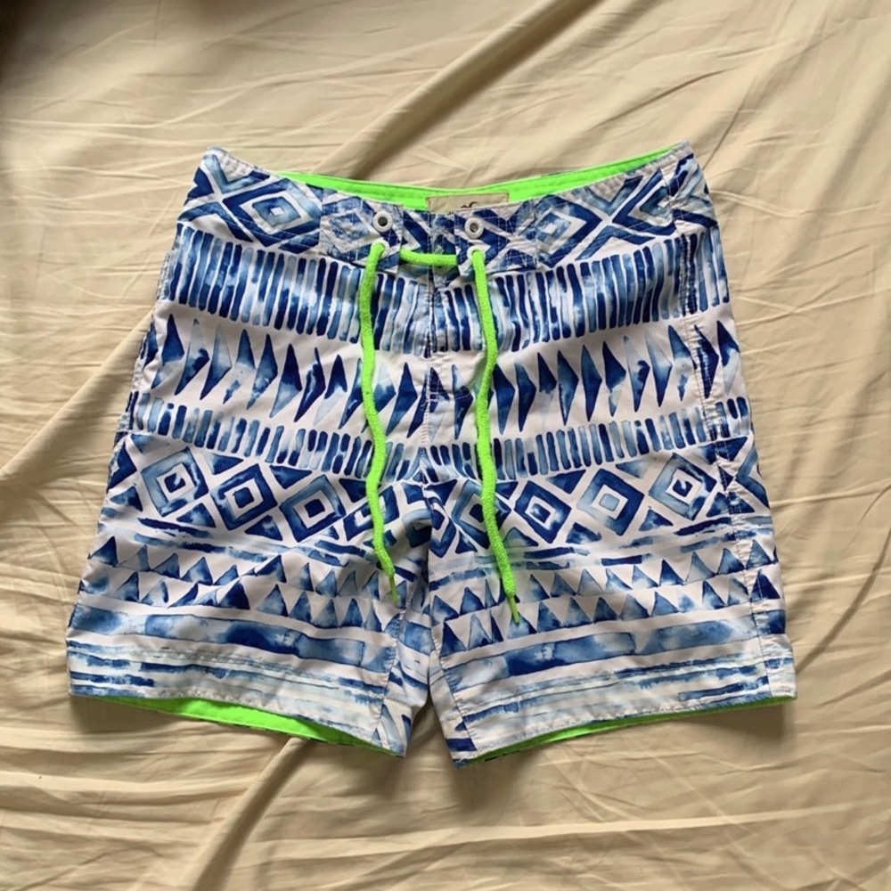 Hollister Water Colour Patterned Swim shorts - Waist 28